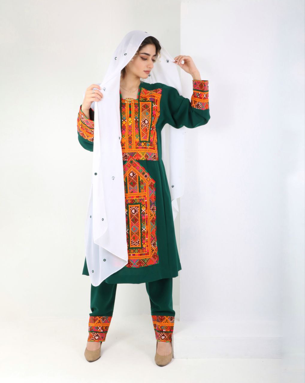 ست لباس بلوچی زنانه پری زاد مدل 02243
